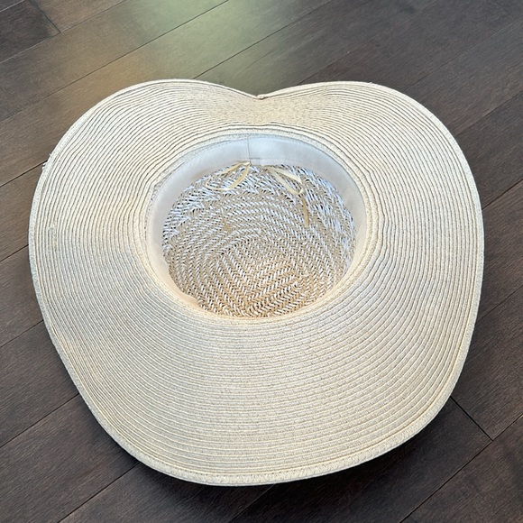 Women’s Wide Brim Floppy Sunhat, White Beige, Summer Hat, Vacation Beachwear Sun - Picture 4 of 12